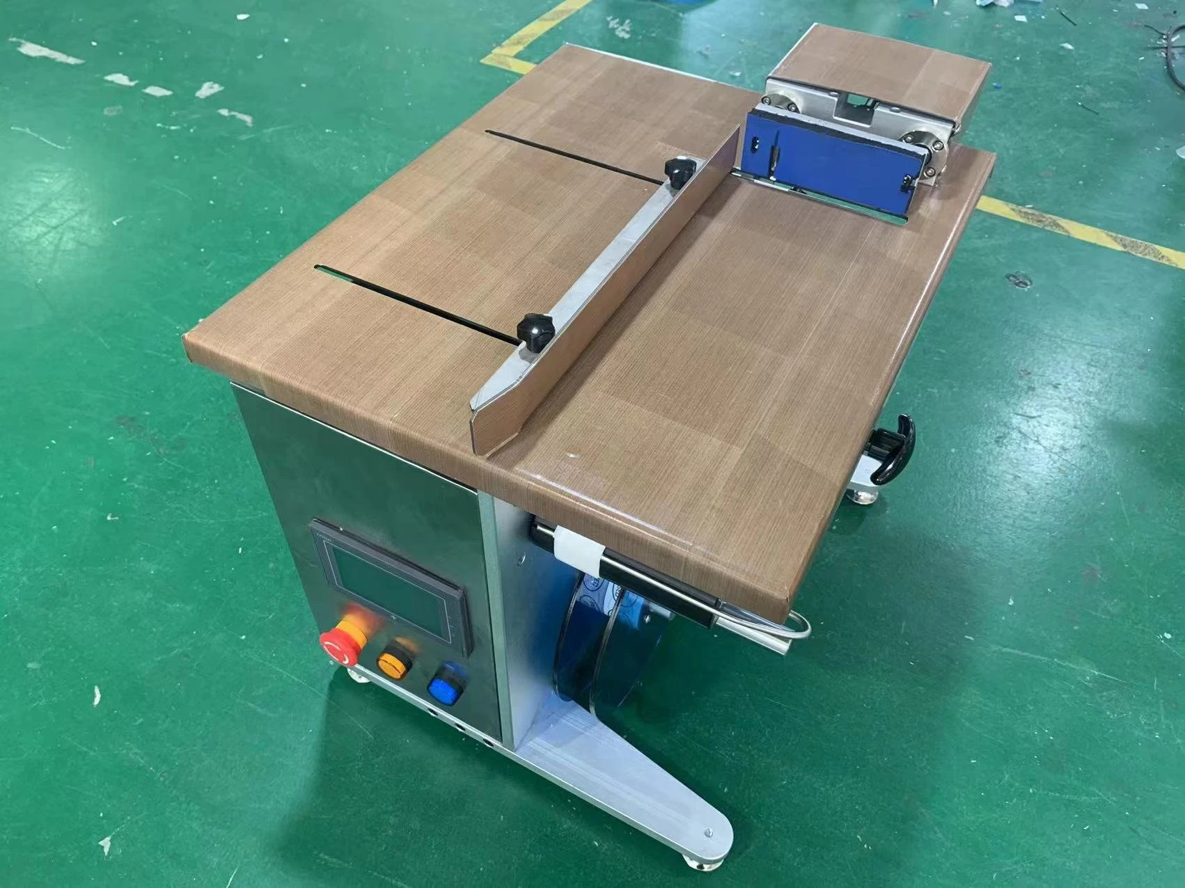 corner labeling machine (2)