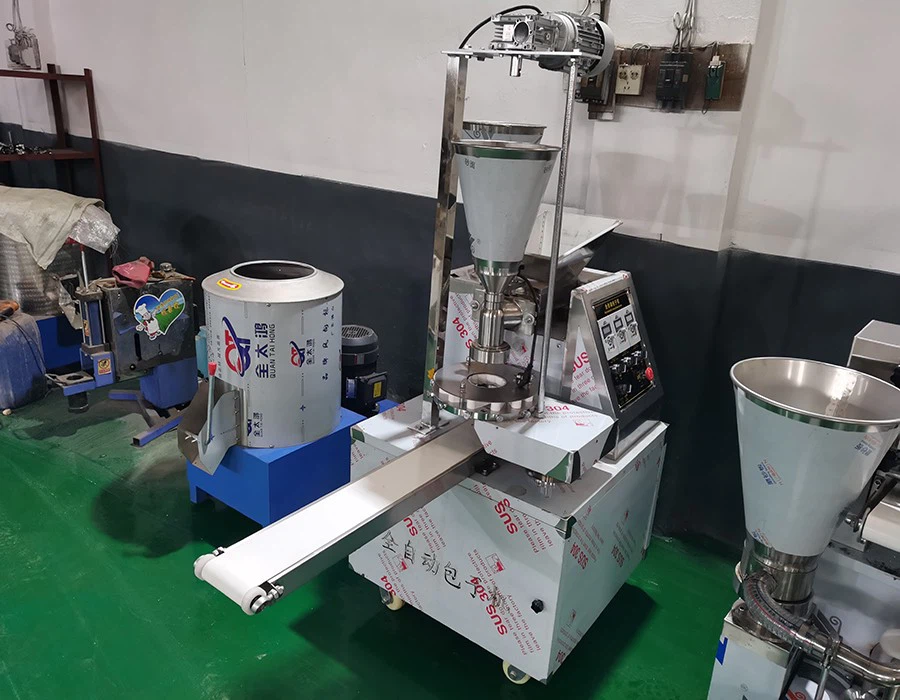 Single Or Double Hopper Optional Steamed Bun Making Machine high quality